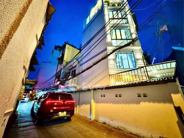 HẺM 6M, 5Tầng, Nơ Trang Long chỉ nhỉnh 5T Địa chỉ: Nơ Trang Long, Phường 7, Bình Thạnh