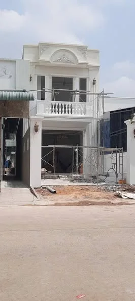 Cần bán nhà 1 trệt 1 lầu khu đô thị Mỹ Phước 3, Bến Cát, Bình Dương.
Diện tích: 5x30, full thổ cư.