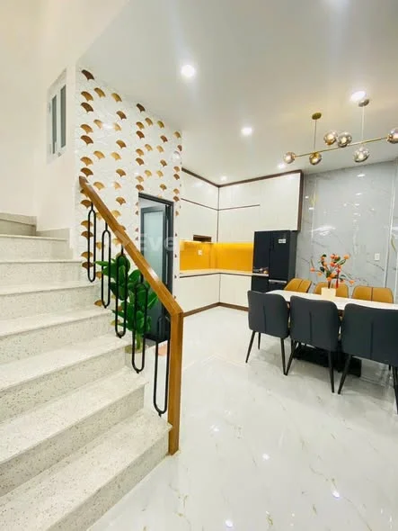 _Nhà phố hẻm 6m thông khu cao tầng ngay Tô hiệu - Hòa Bình q, Tân phú