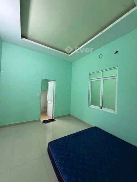 Chủ gửi bán nhanh căn nhà trong lòng chợ Việt Kiều, xã Tân Thông Hội cũ.( Xã Củ chi mới)