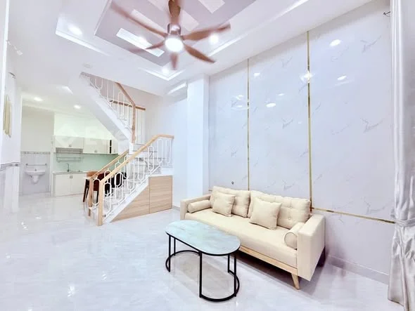 NHÀ ĐẸP - NGUYỄN SỸ SÁCH -TÂN BÌNH- 2 TẦNG – 41M² – SÂN RỘNG – FULL NỘI THẤT – GIÁ HƠN 4 ĐỒNG