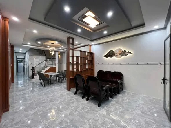 Nhận chính chủ sắp xong 1 căn nhà mới, hiện đại ! Pháp lý