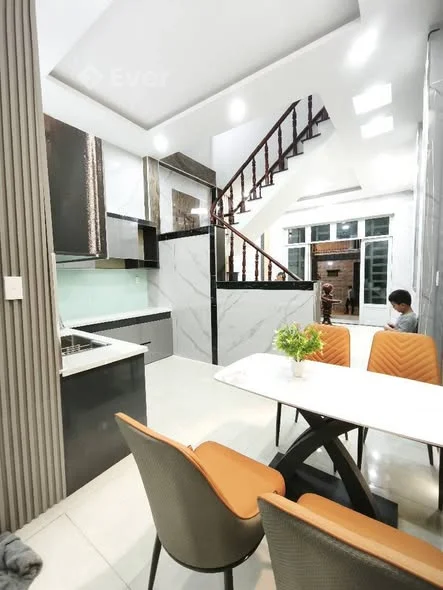 NHÀ 56M2 - 2 TẦNG - GIÁ CHỈ 4 TỶ7 ôtô đỗ cữa - đường Trần Thị cờ - P.Thới An - Quận 12