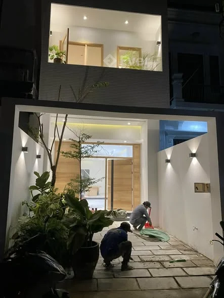 BÁN NHÀ 4x18 – THIẾT KẾ HIỆN ĐẠI, NỘI THẤT CAO CẤP(Gần sân banh Gò Đậu )Diện