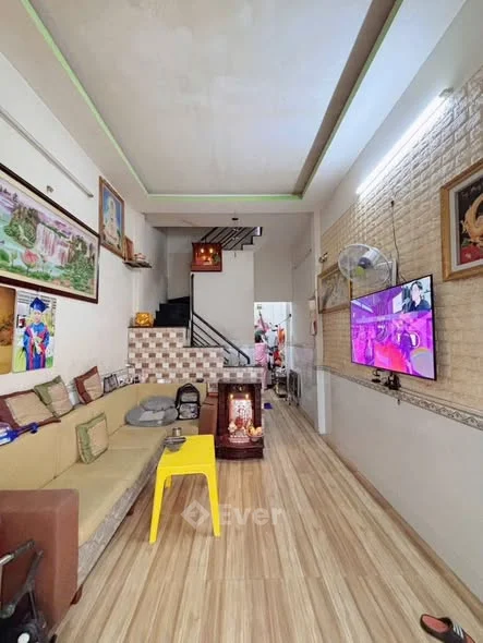 CHỈ 3 TỶ - TRƯƠNG PHƯỚC PHAN - DTSD 60M2 - GẦN CHỢ 
LH:0768902*** - 3 tỷ - 60m²