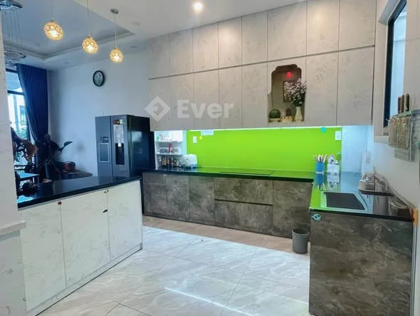 CẦN BÁN CĂN VILLA SÂN VƯỜN ĐẸP TẠI HÙNG VƯƠNG P9 ĐÀ LẠT