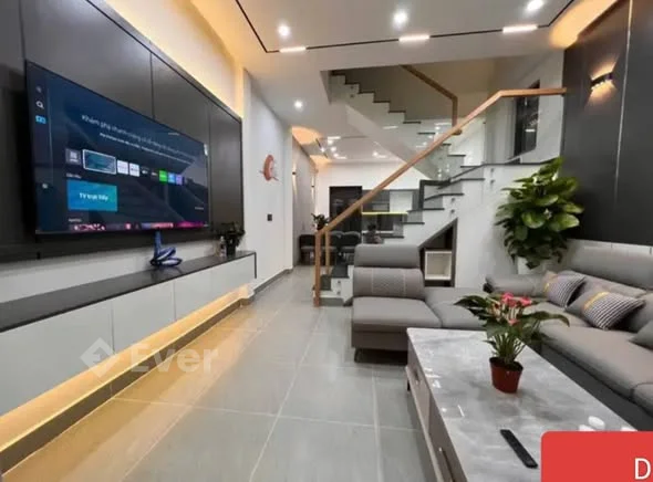 CẦN BÁN GẤP NHÀ ĐẸP 4 TẦNG - 2 MẶT TIỀN NGUYÊN TỬ LỰC TRẦN ANH TÔNG ĐÀ LẠT - CÁCH BỜ HỒ XUÂN HƯƠNG,