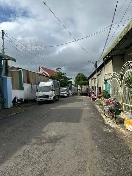 BÁN ĐẤT TẶNG NHÀ CẤP 4 – MẶT TIỀN PHẠM HÙNG, LIÊN NGHĨA