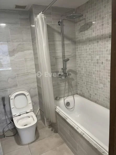 Cho thuê căn hộ chung cu Kingdom101, Nhà đẹp rộng rãi view thoáng