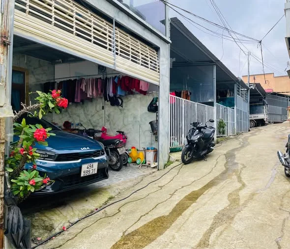 BÁN LÔ ĐẤT ĐẸP ĐƯỜNG THÁI PHIÊN – P12, ĐÀ LẠT • Giá chào bán: 3,6 tỷ VND (~18tr/m²) • Diện tích: 200