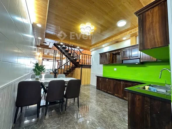 Gia đình chuyển chỗ ở cần bán nhà siêu phẩm tại đường Trần Anh Tông p8 Đà Lạt