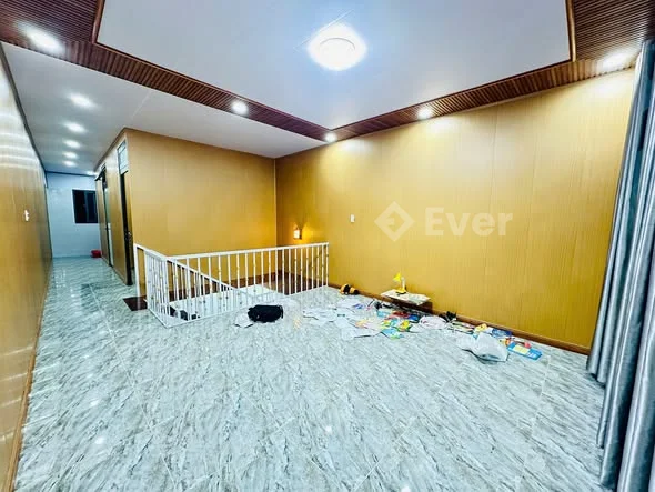 Giá: 2tỷ35( TLCC) Mua Bán Sang Tên SổPhường 7 Đà Lạt - Đường Xô Viết