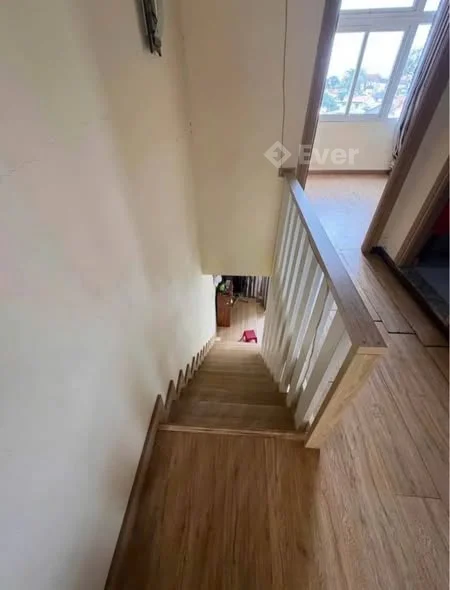 BÁN NHÀ SỔ XDPQ 2 NHÀ ĐƯỜNG NGÔ THỊ NHẬM P4 ĐÀ LẠT