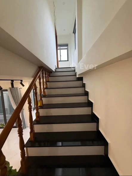 Bán nhà đường La Sơn Phu Tử- P6 cũ- Đà Lạt - Diện tích: 43,5m2 dtsd: 87m2