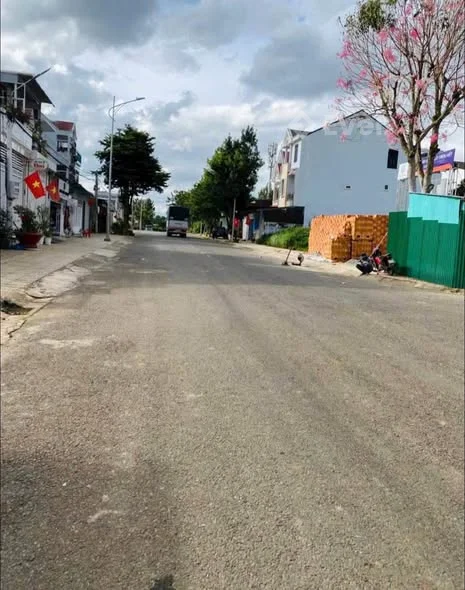 Bán đất 2 mặt tiền đường Lê Đình Chinh