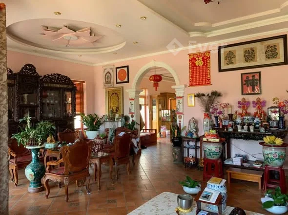 Bán nhà kqh An Sơn Đà lạt - Diện tích 376,8m - Kết cấu 1trệt 2 lầu . Gồm 5pn 4wc ,khách bếp kho... -