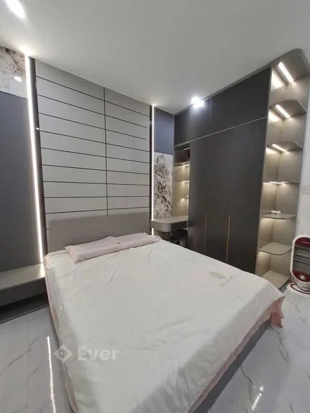 Bán nhà kiệt ô tô Tôn Đản, 2 tầng, full nội thất, chỉ cần vào ở