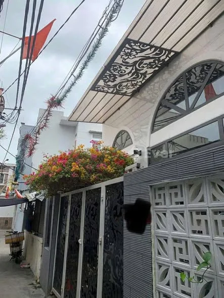 Bán nhà 2 mặt kiệt 45 đường Lê Độ, Thanh Khê .Căn nhà 2 mặt kiệt nằm ở khu vực trung tâm