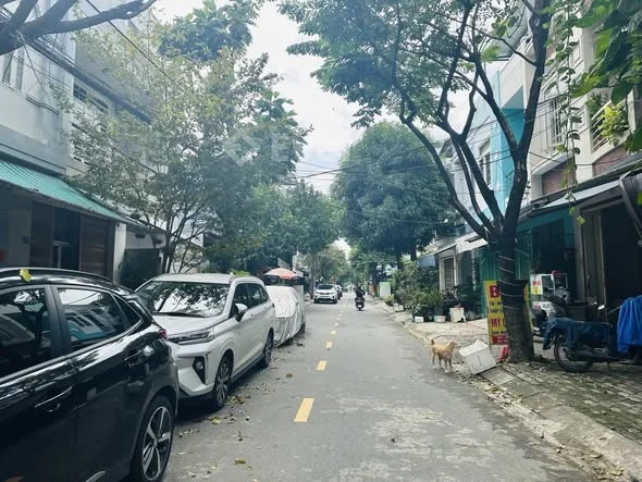 Mặt tiền KD Hòa Cường, Hải Châu- 100M ngang 5M, 3 tầng chỉ 11ty5. Lh: 0899868***