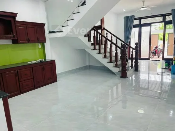 BÁN NHÀ 2 TẦNG – 2 MÊ MẶT TIỀN LIÊM LẠC – ĐƯỜNG 5M5 – HÒA XUÂN - 5 tỷ - 58m²