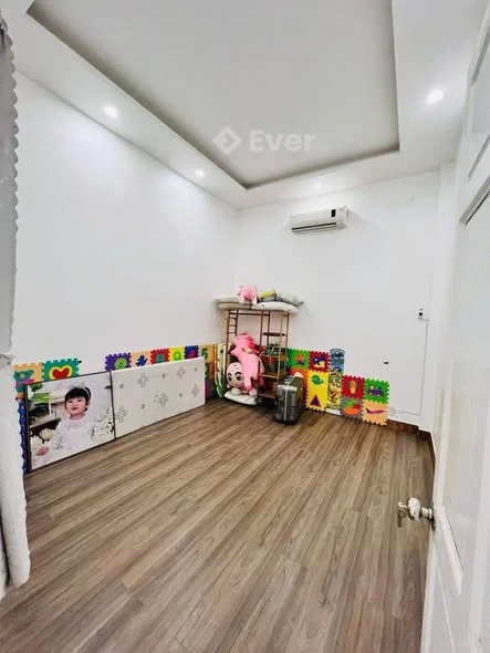 Tuyệt Phẩm Nhà Phố 2.5 Tầng - Trung Tâm Hải Châu, Đà Nẵng!