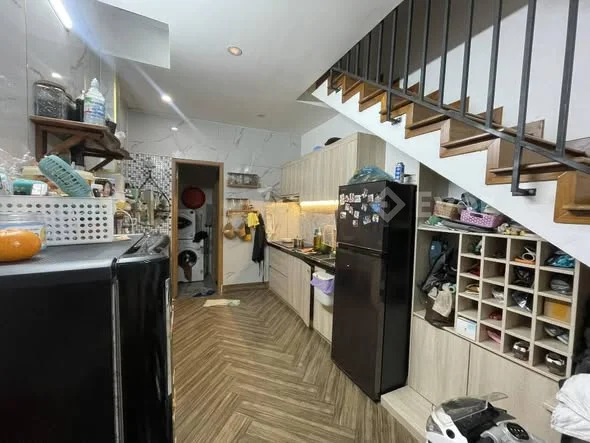 Nhà 2 tầng kiệt Phan Châu Trinh, Hải Châu Diện tích 43mv, ngang 5m Hướng Đông Nam Công năng đầy đ