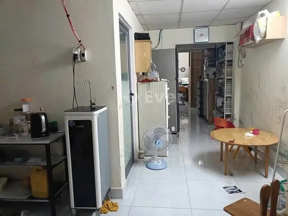 DIỆN TÍCH RỘNG – TẶNG THÊM 10m² NGOÀI SỔ – NHÀ CẤP 4 CÒN RẤT CỨNG CÁP – TÔ HIỆU K Tô Hiệu 2m5 – Tru