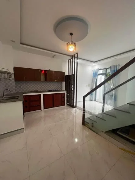 Đc: Nhà K181/Nguyễn Phước Nguyên. Hiện trạng : Nhà Hai Tầng - 2 PN 2WC