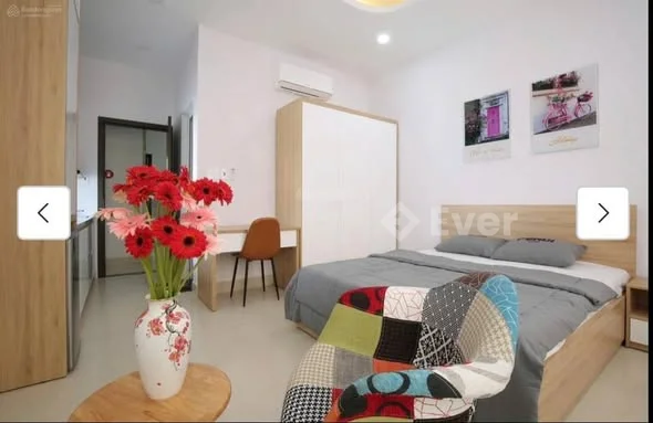 - Vị trí: Cách Biển 50m, đường Hà Bổng khu vực Vip. - Diện tích 65m2 vuông vức không lỗi phong thủy.