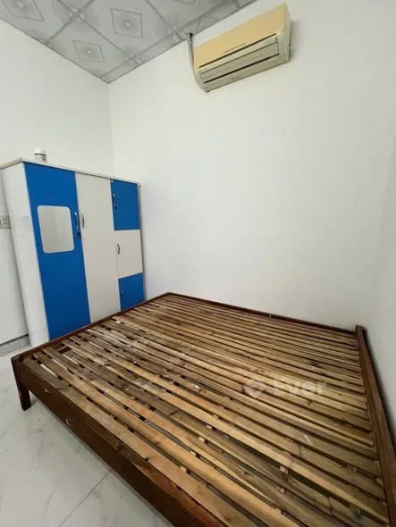 Chính chủ cần bán nhanh Nhà kiệt trải nhựa ô tô thông, K181 Nguyễn Phước Nguyên, gần đường chính ,