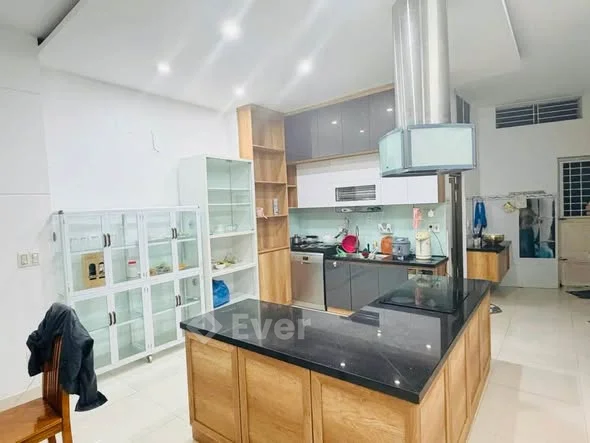 NHÀ 3 TẦNG 2 MẶT TIỀN - NGUYỄN DỮ - KHU QUÂN ĐỘI AN NINH - Ở NGAY