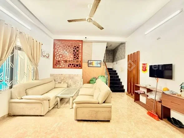 BÁN NHÀ 2 TẦNG – TRUNG TÂM PHỐ THỜI TRANG LÊ DUẨN DT gần 50m²