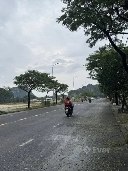 PHẠM HỮU NHẬT GIAO LÊ VĂN HIẾN, Đ. TRƯỜNG SA – SÁT BIỂN SƠN THỦY GIÁ 8.6 TỶ! ( TL MẠNH)