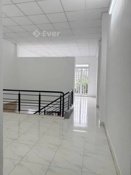 BÁN NHÀ 2 TẦNG ĐẸP Đường PHAN TRIÊM – HÒA XUÂN – GIÁ TỐT