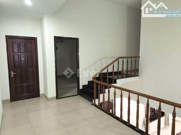 BÁN VILLA SÂN VƯỜN SÁT THĂNG LONG - CẨM LỆ - ĐÀ NẴNG ĐANG CÓ DÒNG TIỀN THUÊ 14tr/tháng . Giá :9tyxx