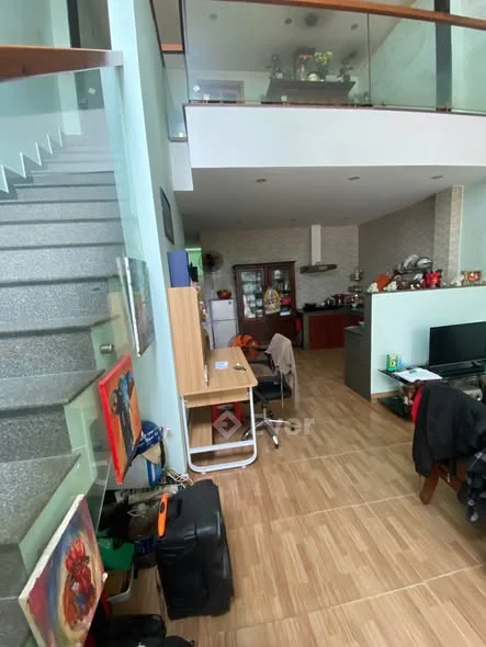 Bán nhà 2 tầng đường Trần Văn Trà, Hoà Xuân giá rẻ.Đường 10.5m lề 5m.