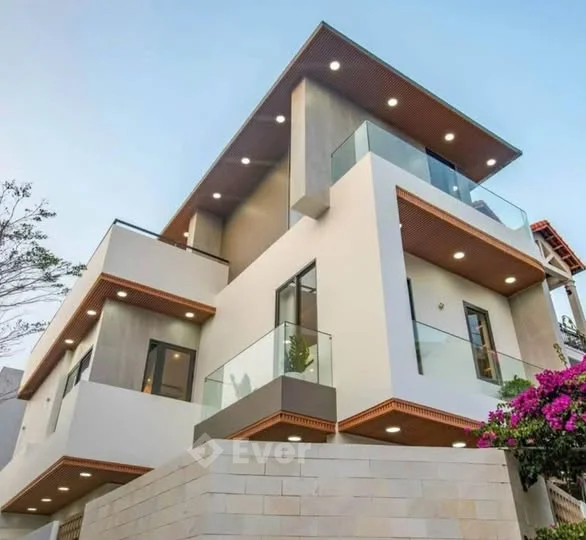 BIỆT THỰ 3 TẦNG, VỊ TRÍ VÀNG LÊ ĐÔ, DIỆN TÍCH RẤT RỘNG [9×10] 90m2