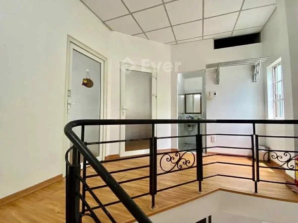 BÁN NHÀ ĐẸP ĐƯỜNG LÊ DUẨN – THANH KHÊ – GIÁ CHỈ 3,69 TỶ