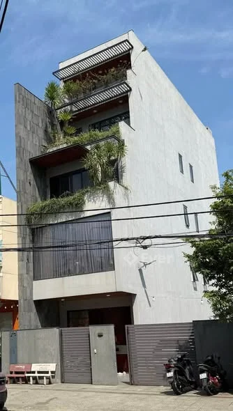 189. CHỦ GỬI BÁN NHANH CĂN NHÀ 5 TẦNG ĐƯỜNG 10M5 TRUNG TÂM QUẬN LIÊN CHIỂU