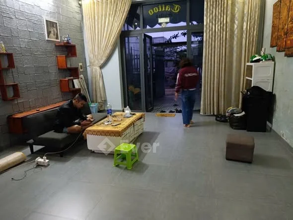 BÁN NHÀ 2 TẦNG OTO ĐẬU ĐỖ THOẢI MÁI ĐƯỜNG TÔN ĐẢN - CẨM LỆ