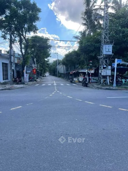 Chào bán lô đất 2 Mặt tiền đường Ngô Xuân Thu Dt:114m2 ngang 6m vuông vắn