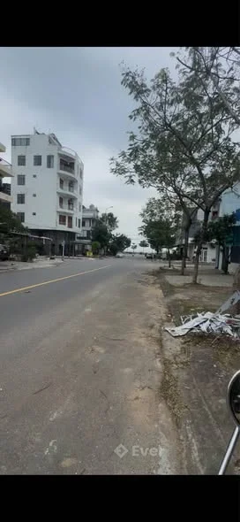 Chủ đi Mỹ định cư cần bán Nhà 3 tầng mặt tiền Phùng Hưng , Hoà Minh , Liên Chiểu