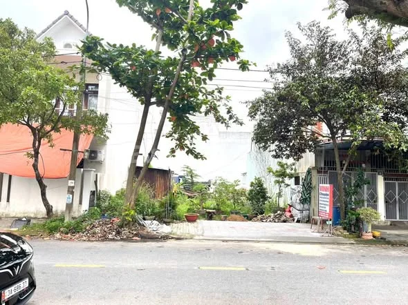 Cần bán lô ĐÔ ĐỐC BẢO – HOÀ XUÂN.Vị trí đẹp – sát chợ Hoà Xuân