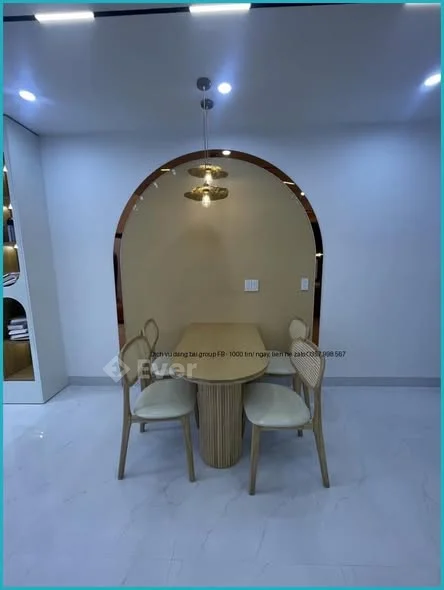 SIÊU PHẨM TÔN ĐẢN - NHÀ 2 TẦNG, 2 MẶT KIỆT, Ô TÔ ĐỖ CỬA! Giá chỉ nhỉnh 4 tỷ.