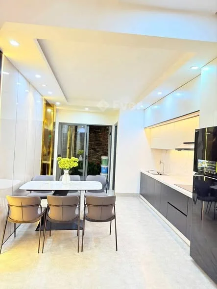 chào bán Nhà 3TẦNG 3 MÊ – KIỆT OTO địa chỉ : 192 Tô Hiệu Full nội thất cao cấp , thiết kế hiện