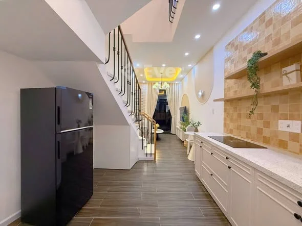 Bán Nhà 2 tầng xinh xắn K86 Hoàng hoa thám kiệt 4m thông