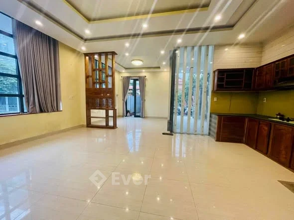 NHÀ 2 TẦNG LÔ GÓC 2 MẶT TIỀN KINH DOANH - DT KHỦNG 140M2 - BÊN CHỢ TÂN AN - AN KHÊ