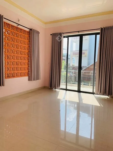 NHÀ 2 TẦNG LÔ GÓC 2 MẶT TIỀN KINH DOANH - DT KHỦNG 140M2 - BÊN CHỢ TÂN AN - AN KHÊ