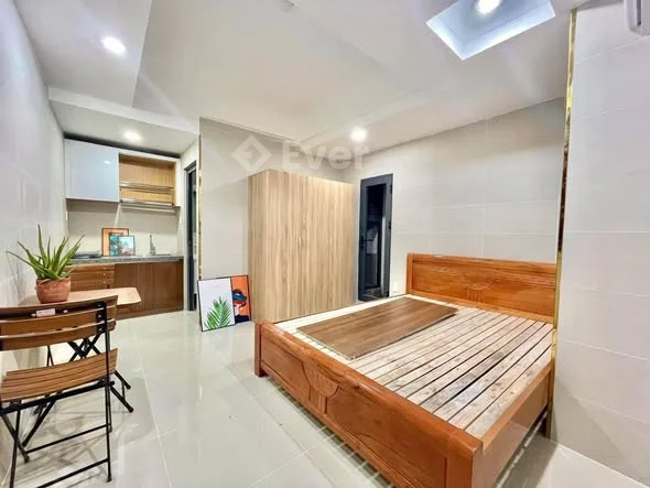 Căn hộ dịch vụ 4 tầng mặt tiền đường Hàng Tre, TPHCM [phường Long Thạnh Mỹ .TP Thủ Đức cũ]