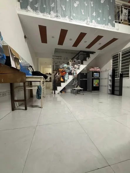 Nhà mê lửng kiệt 528 Ông Ích KhiêmDT gần 50m2Nhà cấp 4 thông tầng nhà sạch sẽ vô ở liền 2p ngủ - 3,15 tỷ - 50m²